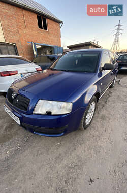 Лифтбек Skoda Superb 2003 в 