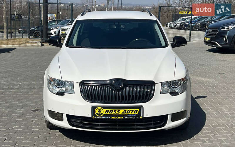 Универсал Skoda Superb 2012 в Черновцах