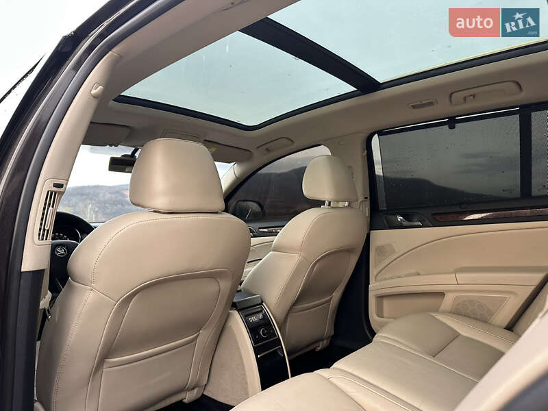 Универсал Skoda Superb 2014 в Хусте