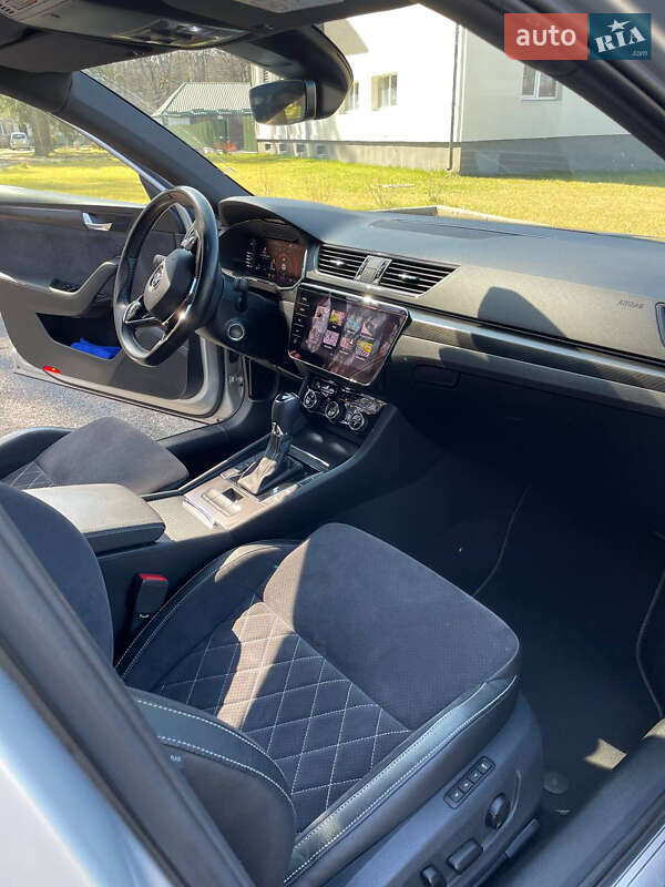 Универсал Skoda Superb 2021 в Луцке
