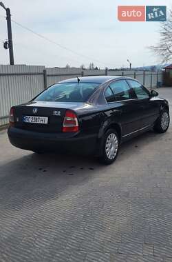 Лифтбек Skoda Superb 2006 в 