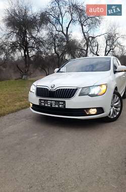 Ліфтбек Skoda Superb 2013 в Хусті