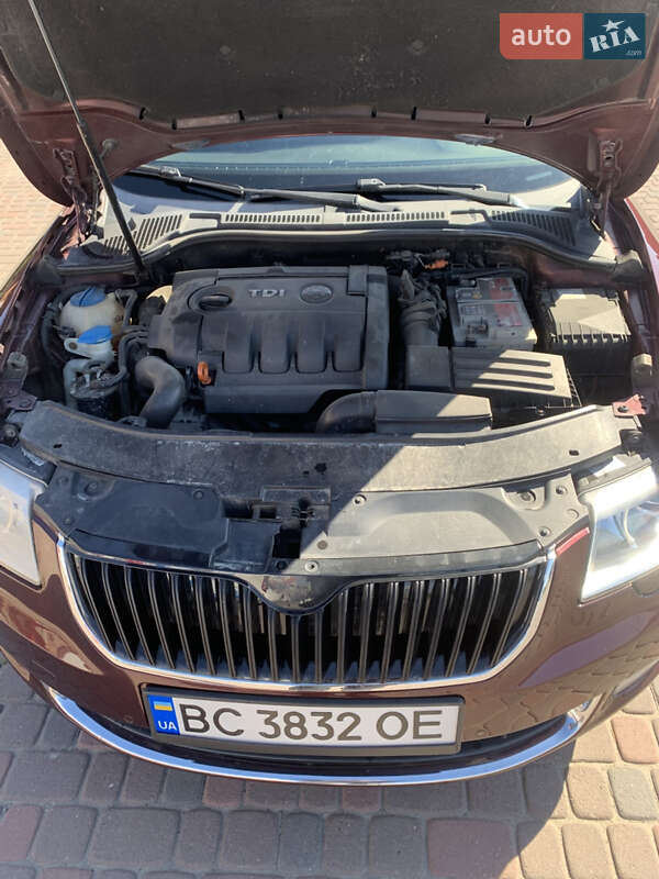Лифтбек Skoda Superb 2008 в Львове