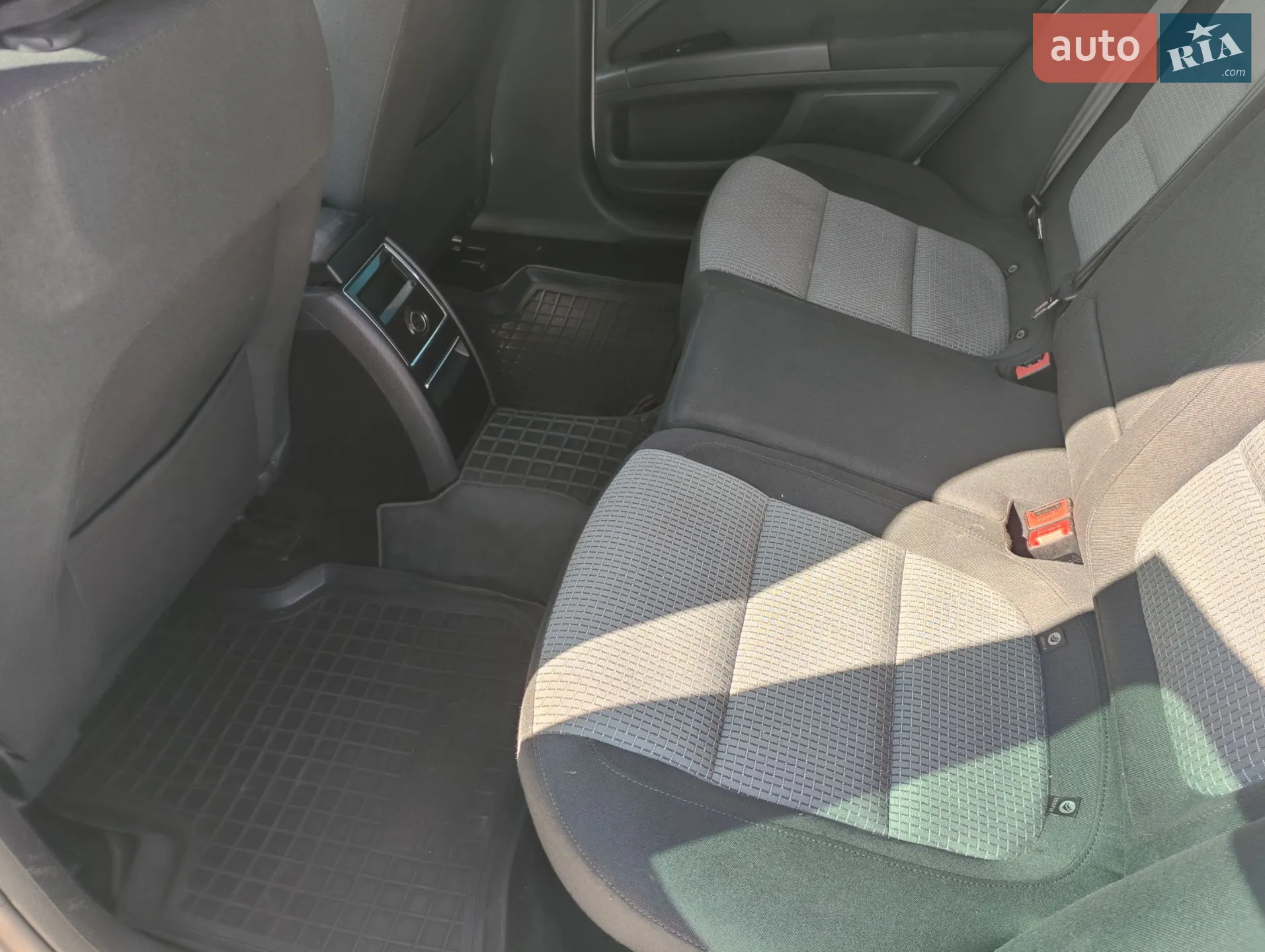 2013 Skoda Superb - мініатюра 20