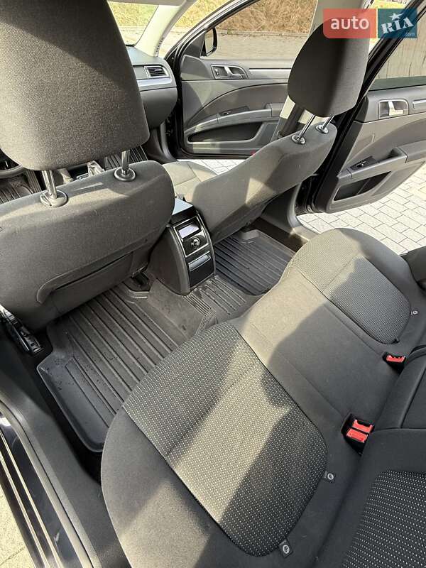 Лифтбек Skoda Superb 2013 в Стрые