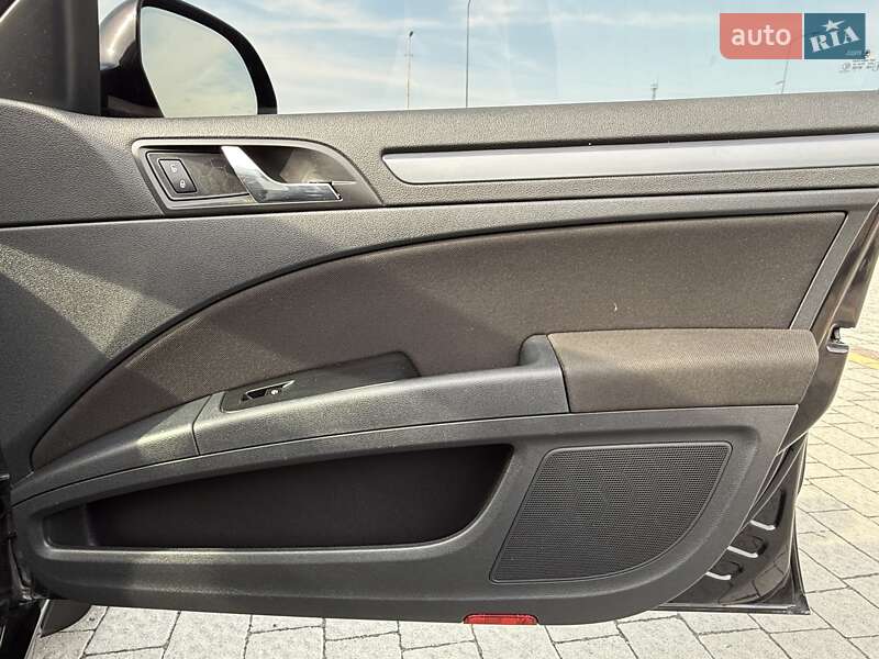 Лифтбек Skoda Superb 2013 в Стрые