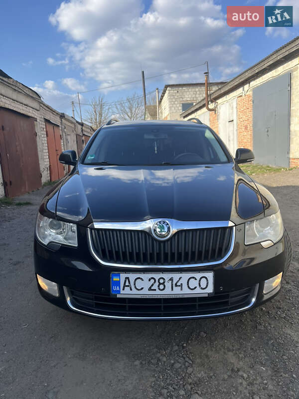 Skoda Superb 2011