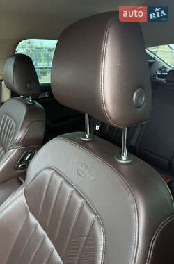 Лифтбек Skoda Superb 2015 в 