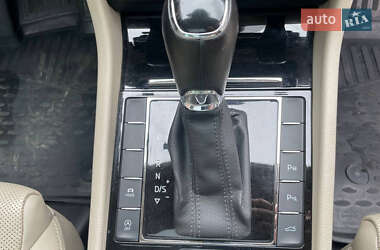 Универсал Skoda Superb 2016 в 