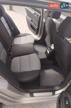 Лифтбек Skoda Superb 2009 в 