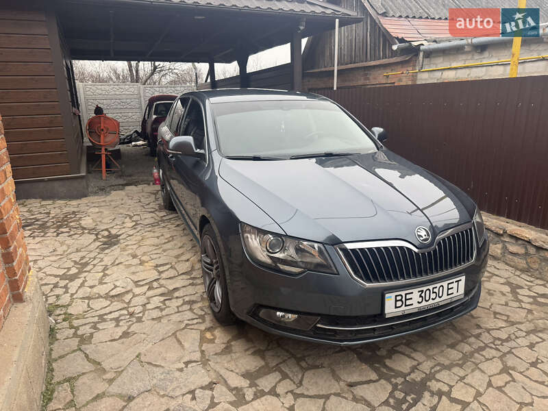 Лифтбек Skoda Superb 2013 в Первомайске