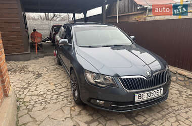 Лифтбек Skoda Superb 2013 в 