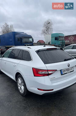 Універсал Skoda Superb 2016 в 