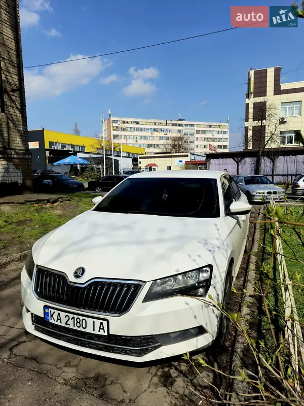 Skoda Superb 2016