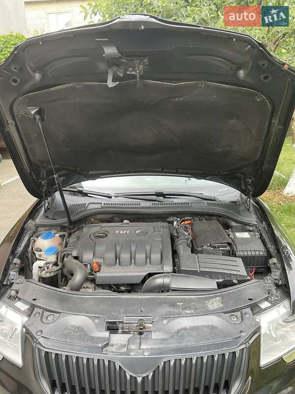 Універсал Skoda Superb 2010 в Рівному