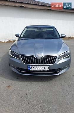 Лифтбек Skoda Superb 2018 в 