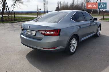 Лифтбек Skoda Superb 2018 в 