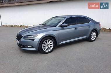 Лифтбек Skoda Superb 2018 в 