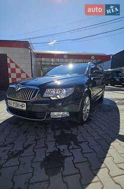 Универсал Skoda Superb 2012 в 