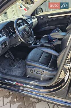 Универсал Skoda Superb 2012 в 