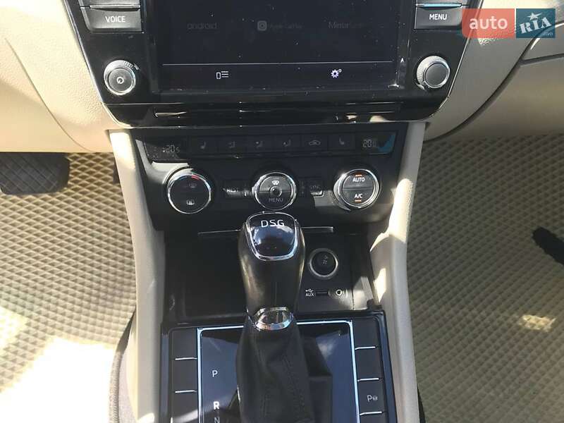 Универсал Skoda Superb 2015 в Львове