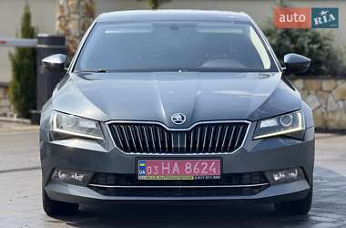 Лифтбек Skoda Superb 2016 в Хусте