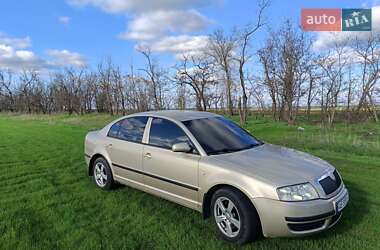 Ліфтбек Skoda Superb 2005 в 