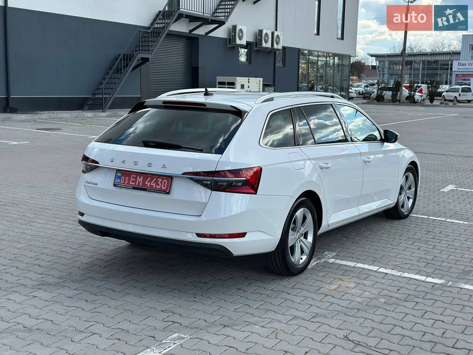 2019 Skoda Superb - мініатюра 8