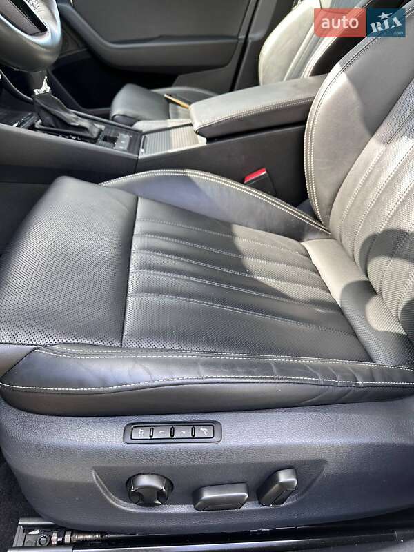 Універсал Skoda Superb 2019 в Хмельницькому