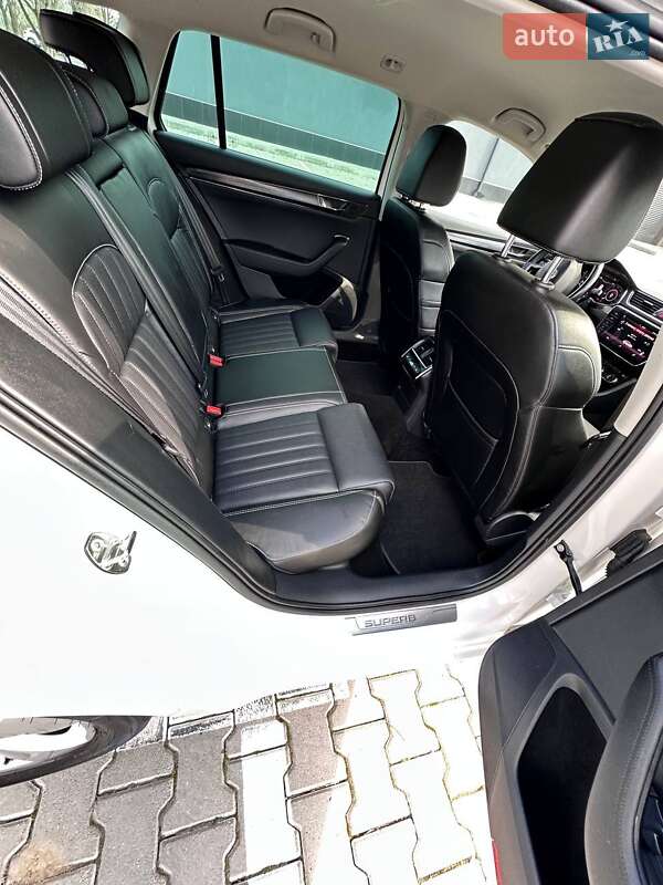 Універсал Skoda Superb 2019 в Хмельницькому