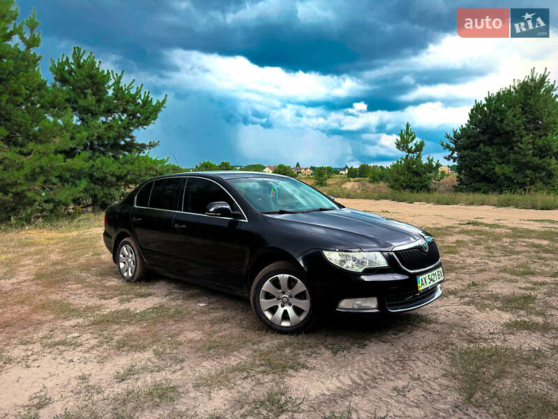 Лифтбек Skoda Superb 2008 в 