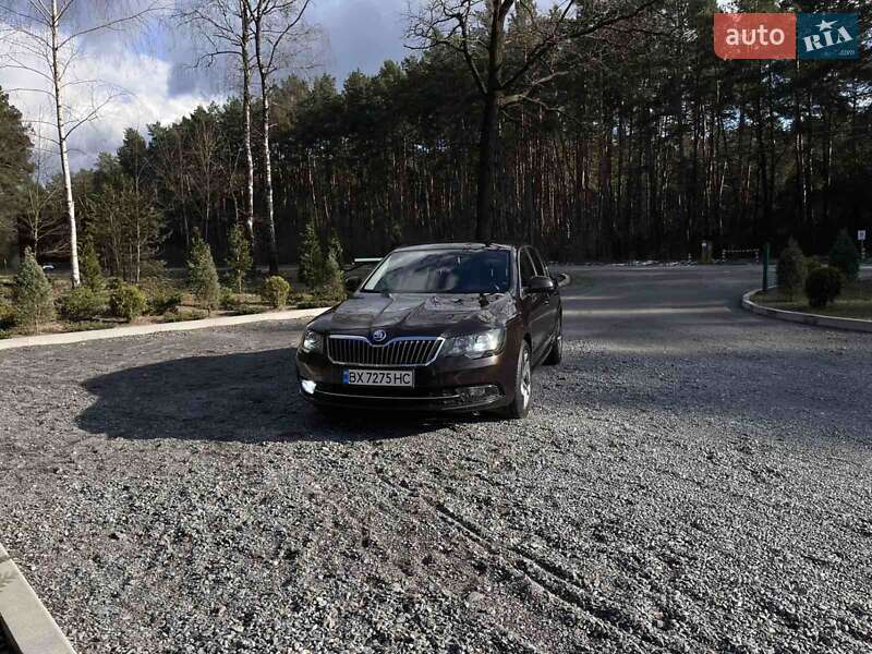 Ліфтбек Skoda Superb 2013 в Славуті