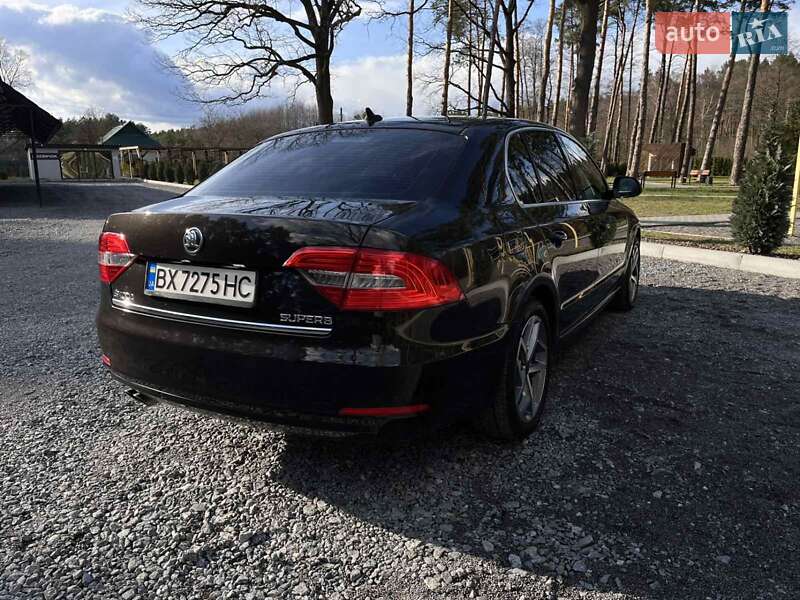 Ліфтбек Skoda Superb 2013 в Славуті
