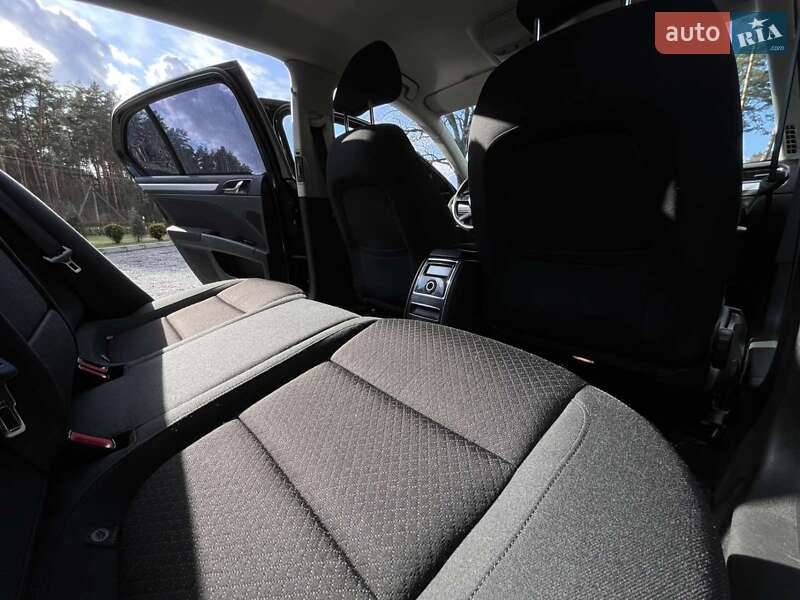 Ліфтбек Skoda Superb 2013 в Славуті