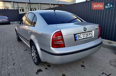 Лифтбек Skoda Superb 2006 в 