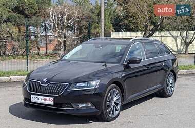 Универсал Skoda Superb 2018 в 
