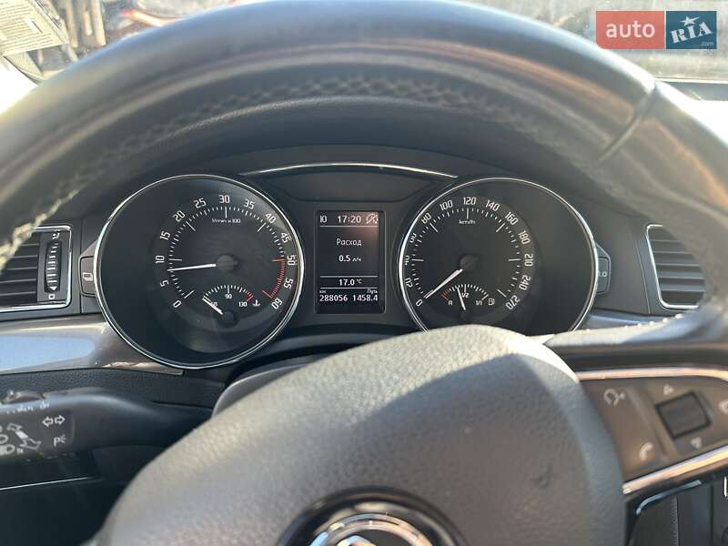 Универсал Skoda Superb 2013 в Львове