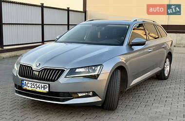 Универсал Skoda Superb 2018 в 