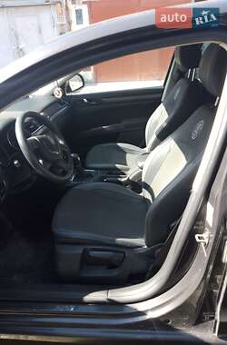 Лифтбек Skoda Superb 2011 в 