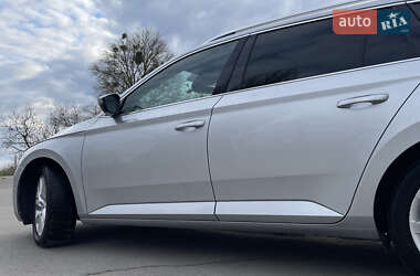 Универсал Skoda Superb 2017 в 