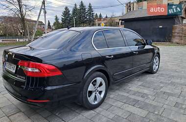 Лифтбек Skoda Superb 2014 в 