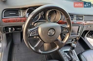Лифтбек Skoda Superb 2014 в 