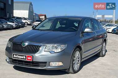 Ліфтбек Skoda Superb 2011 в 