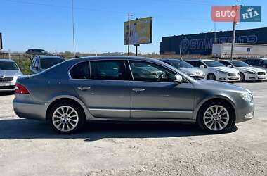 Ліфтбек Skoda Superb 2011 в 