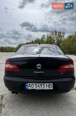 Ліфтбек Skoda Superb 2009 в 