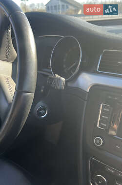 Універсал Skoda Superb 2012 в 