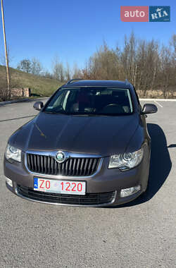 Універсал Skoda Superb 2012 в 