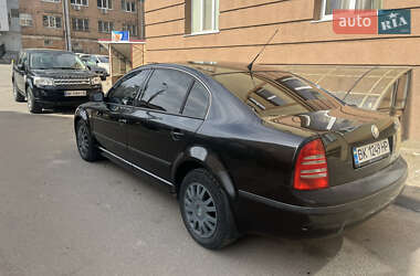 Ліфтбек Skoda Superb 2004 в 