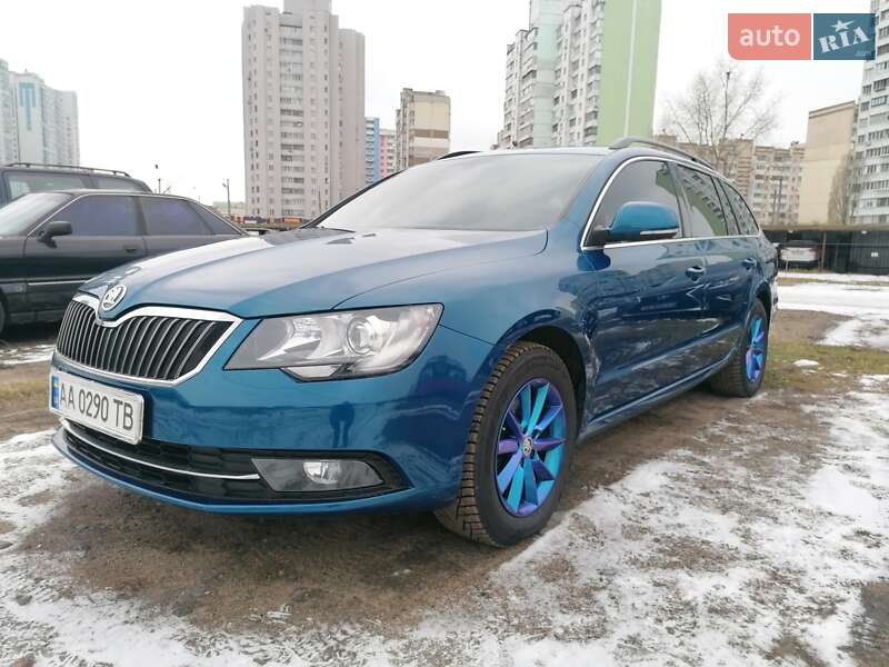 Универсал Skoda Superb 2013 в 