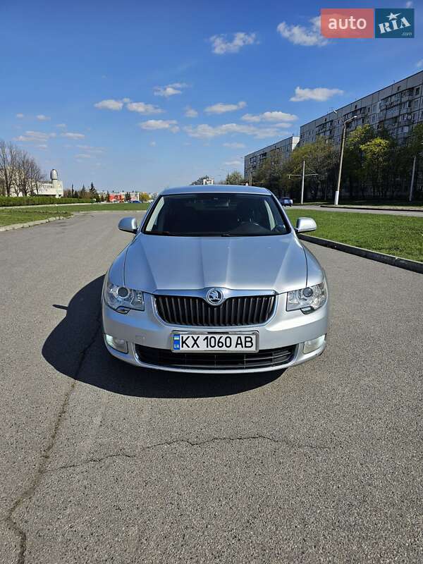 Лифтбек Skoda Superb 2010 в Харькове